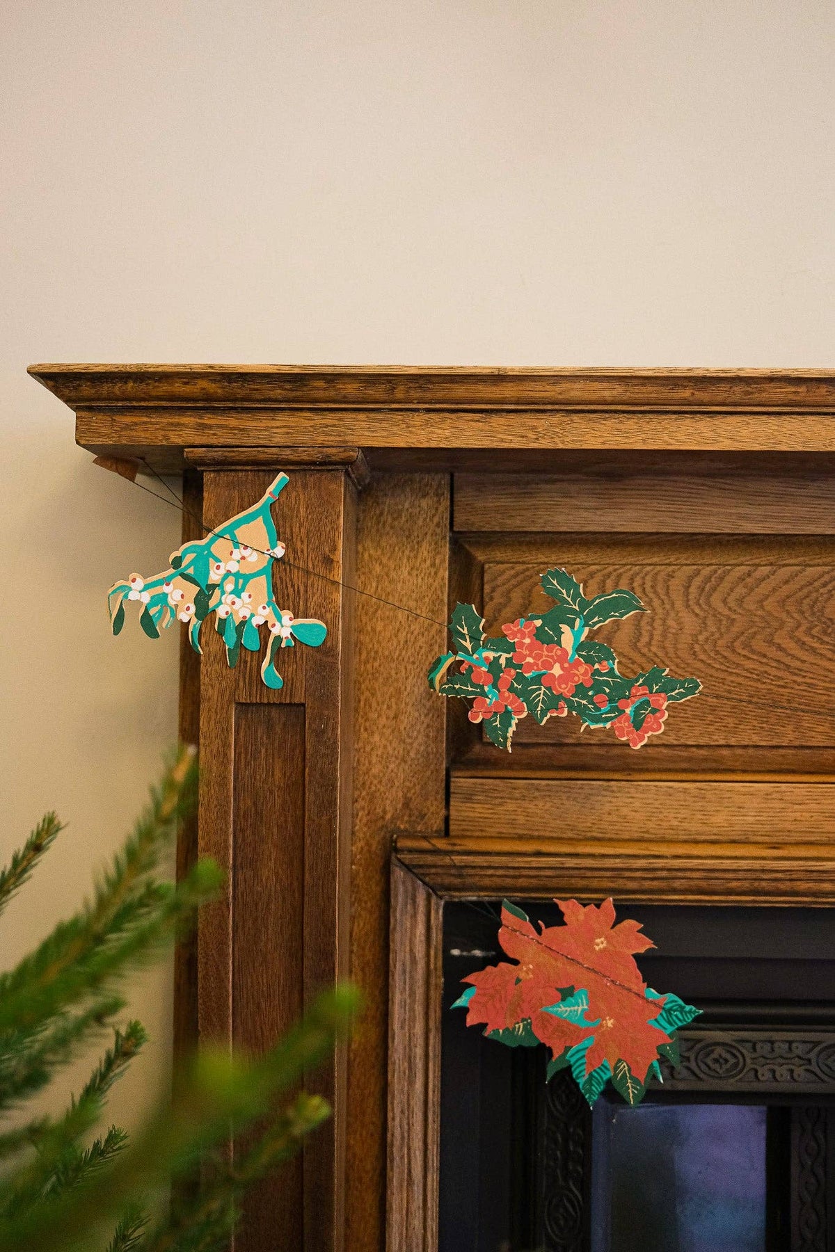 UK/EU: Foliage Sewn Garland