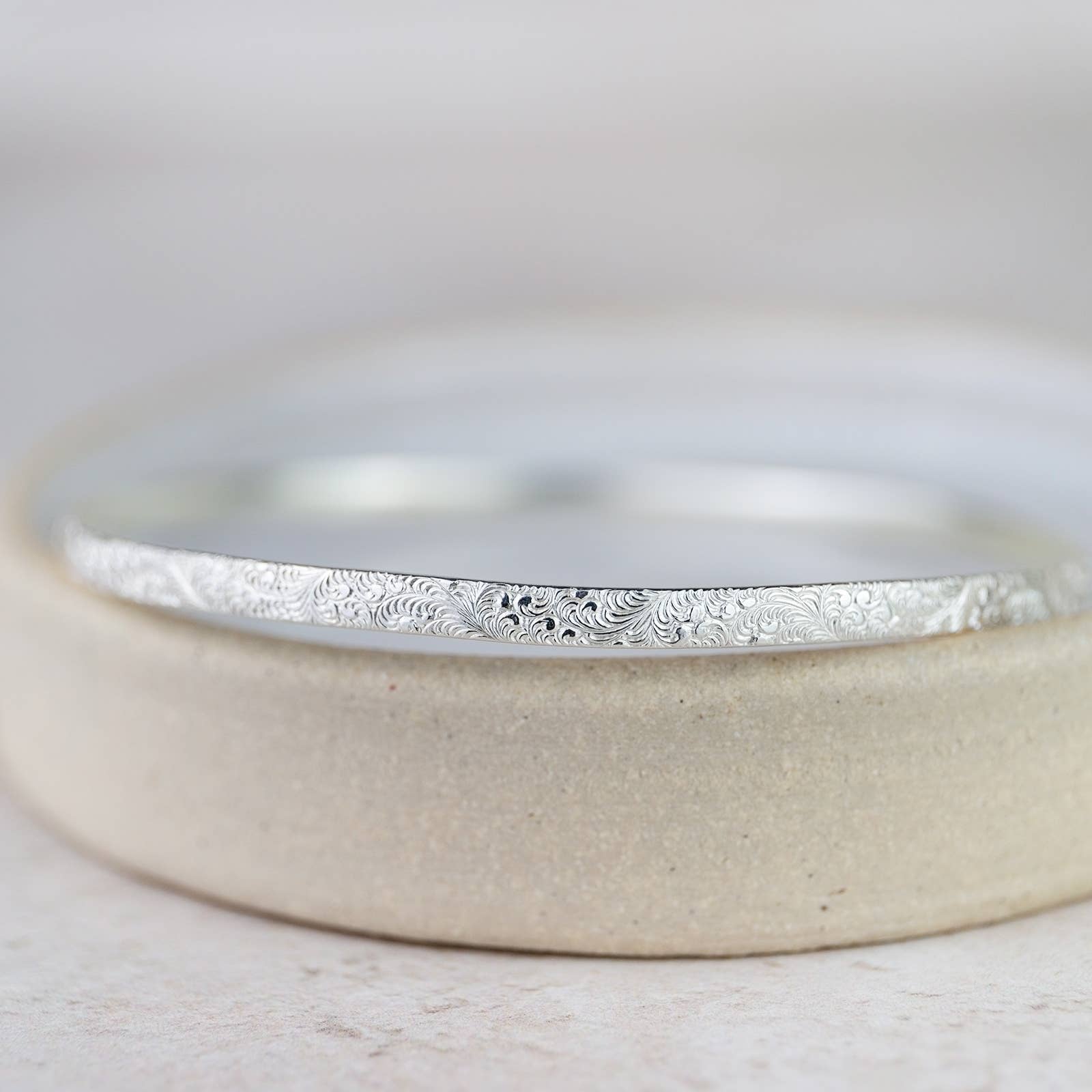 Sterling Silver Lace Bangle: 6.5cm