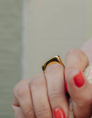 Gold Raised Fluid Ring, Waterproof: Medium