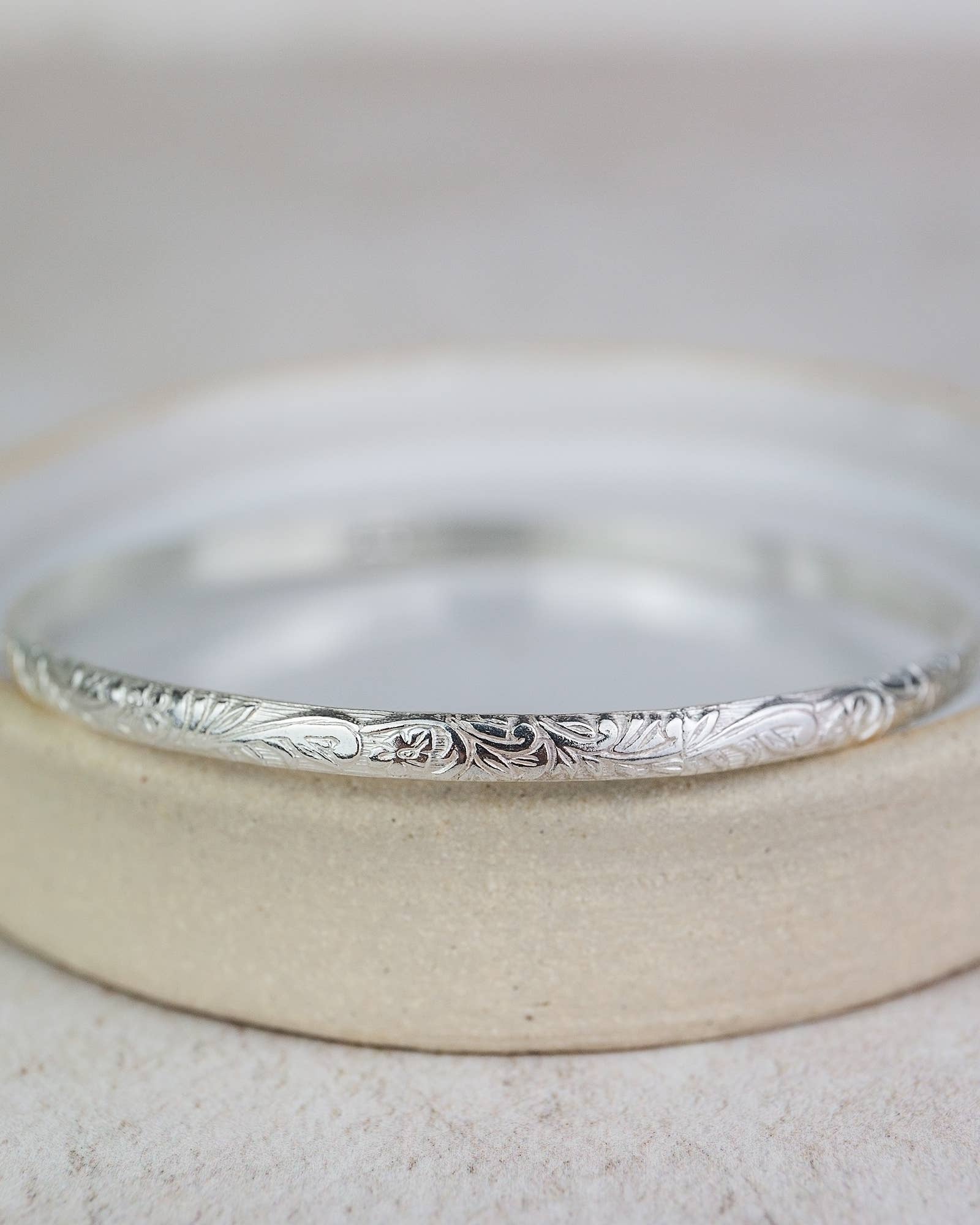 Sterling Silver Floral Bangle : 7cm