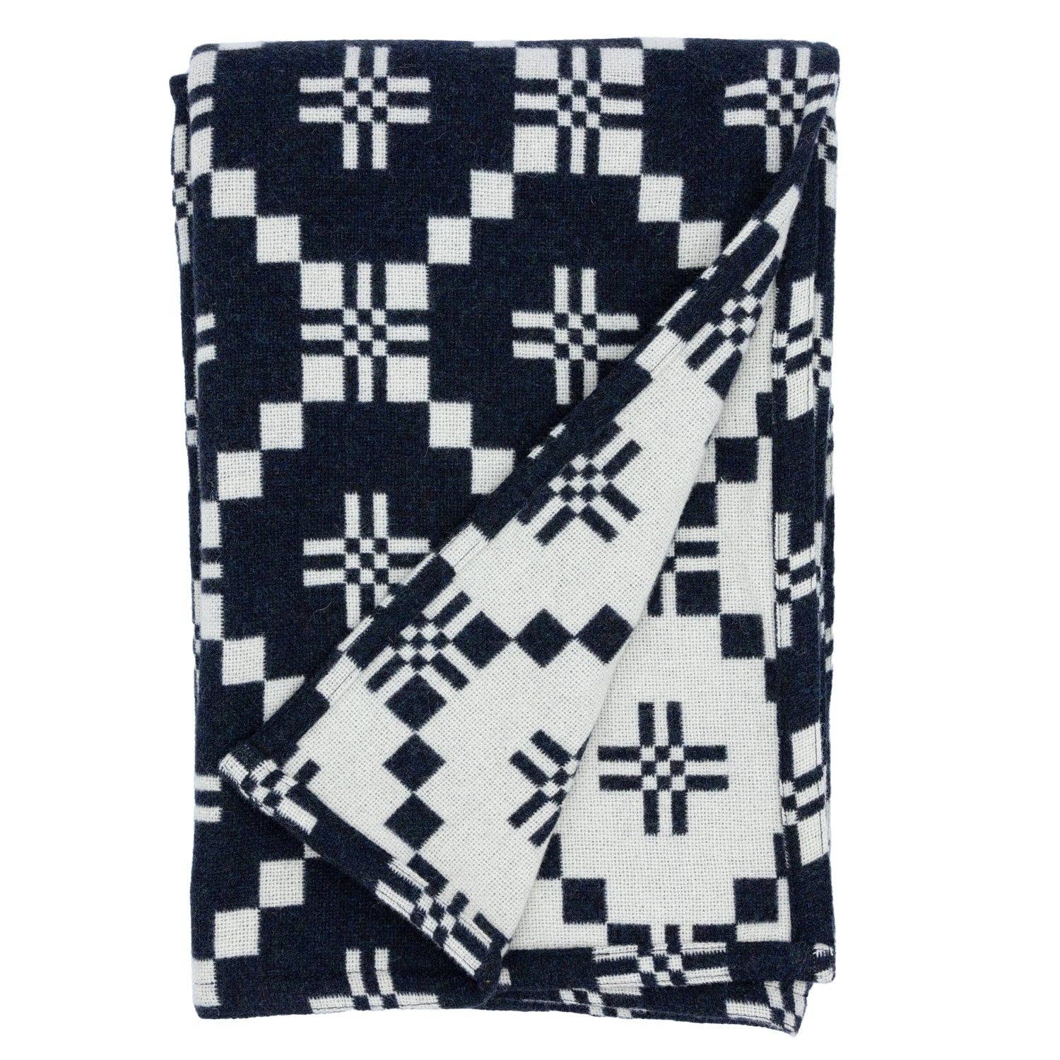 St Davids Cross Throws and Blankets: Nos / THROW