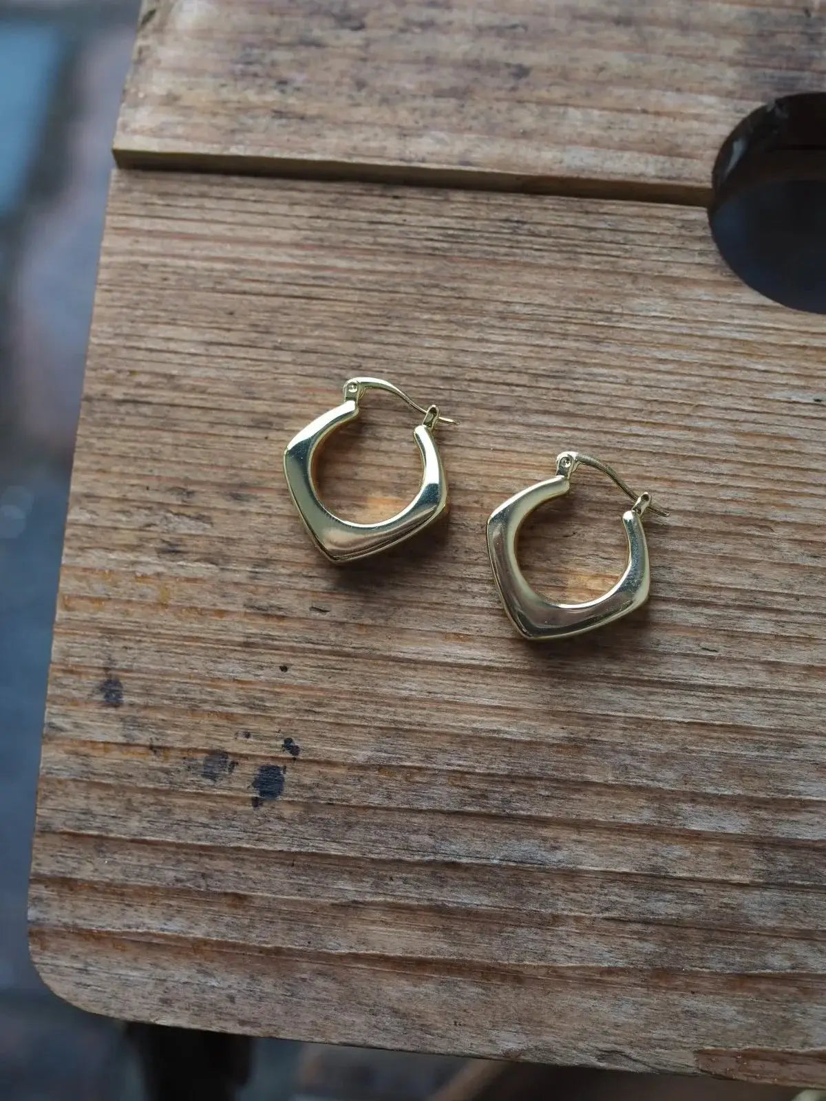 Harri Chunky Gold Hoop Earrings