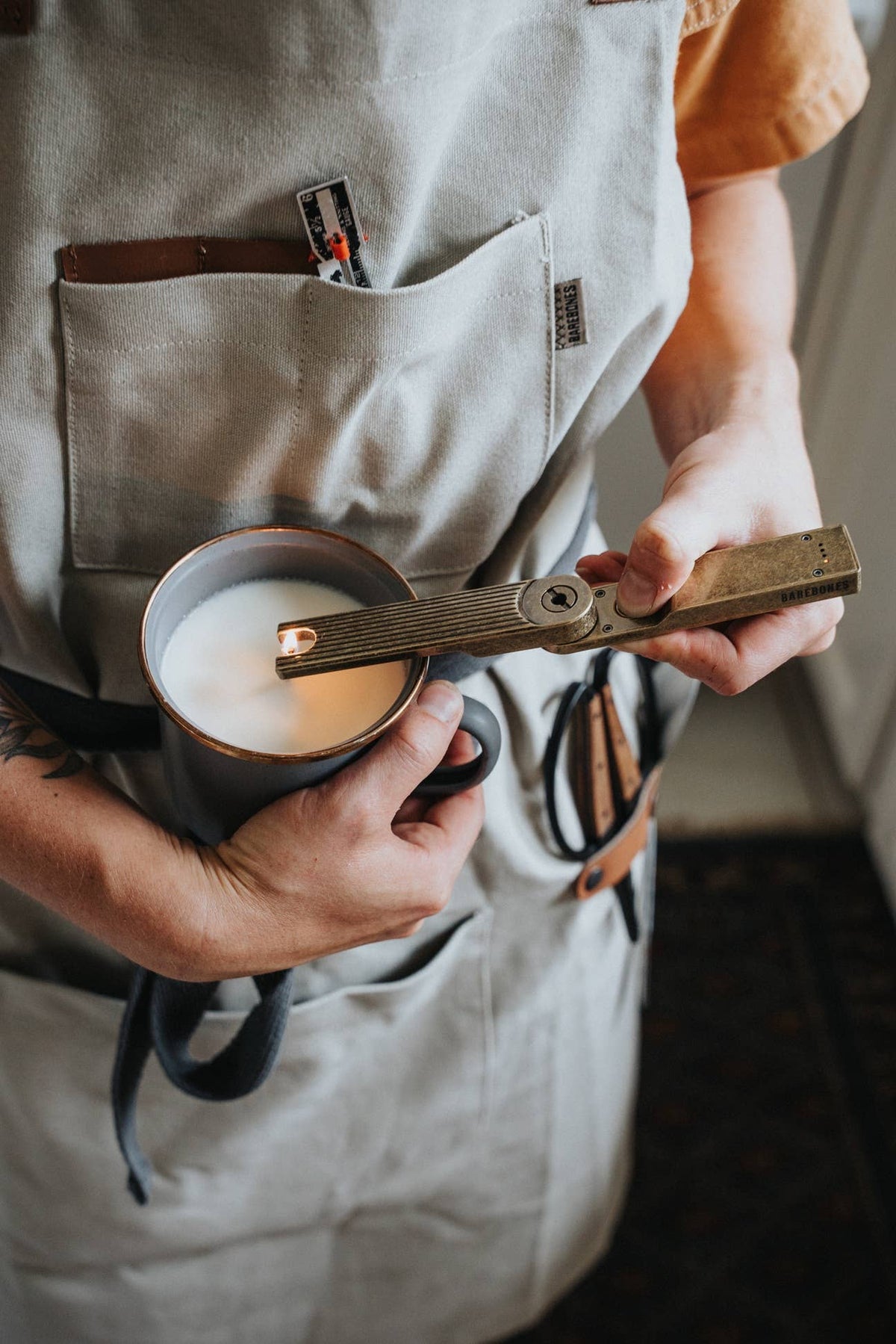 Pivot Arc Lighter: Default Title