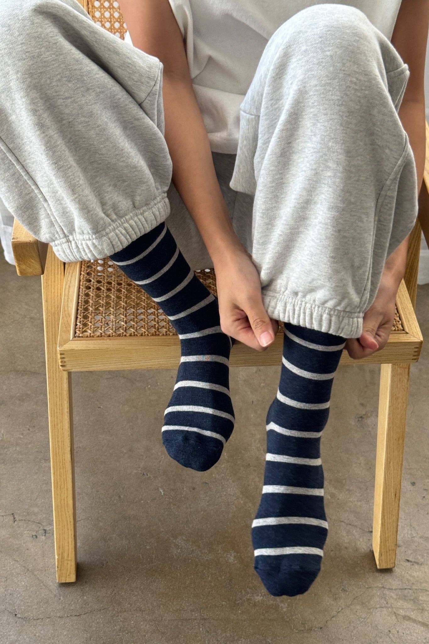 Wally Socks: Grain