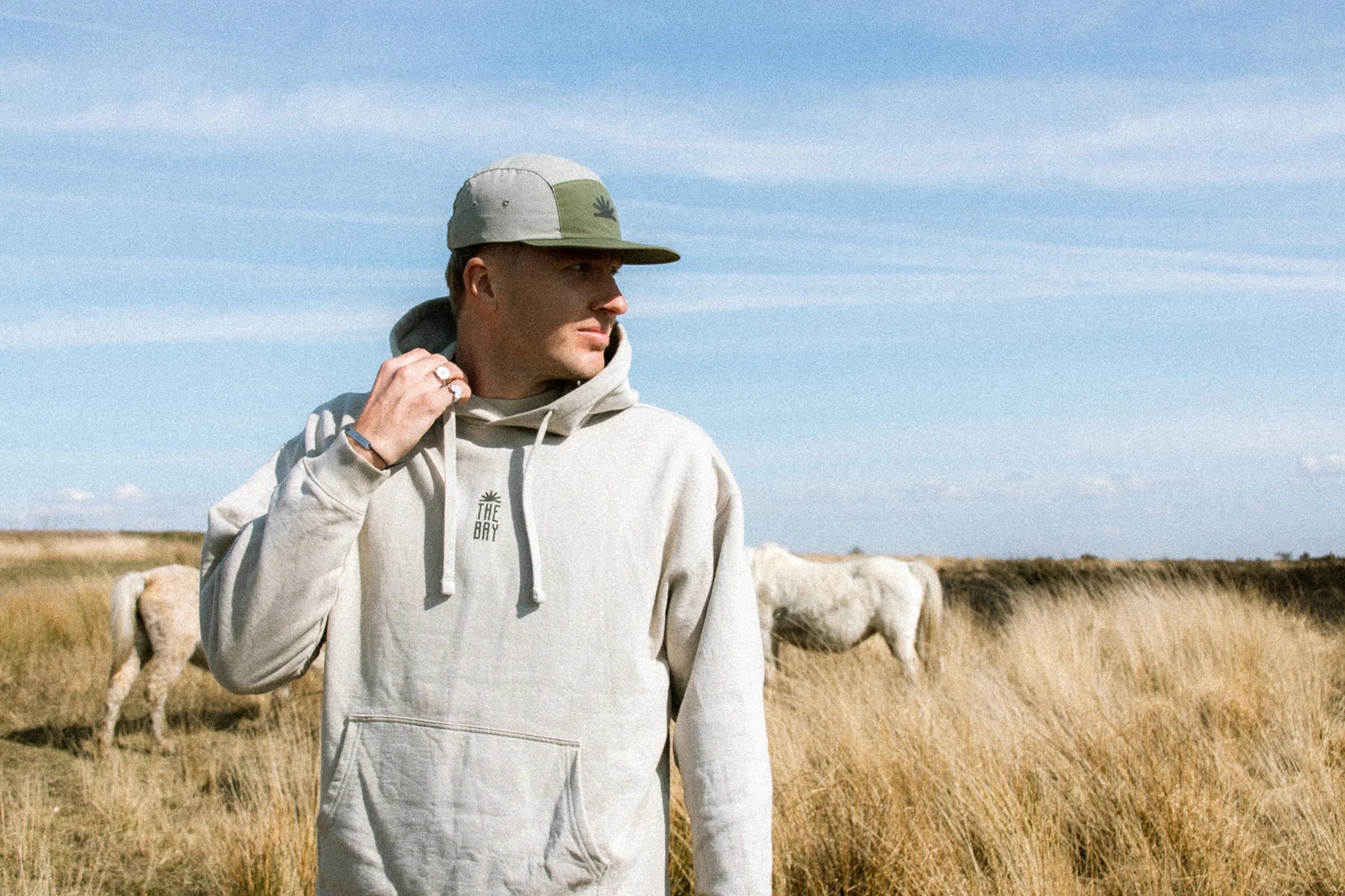 TWO-TONE FIVE PANEL