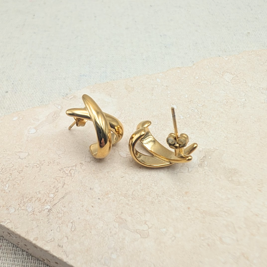 Everyday Gold Criss-Cross Hoops