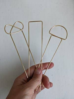 Lizzy Minimal Brass Hairpin -  Pretzel