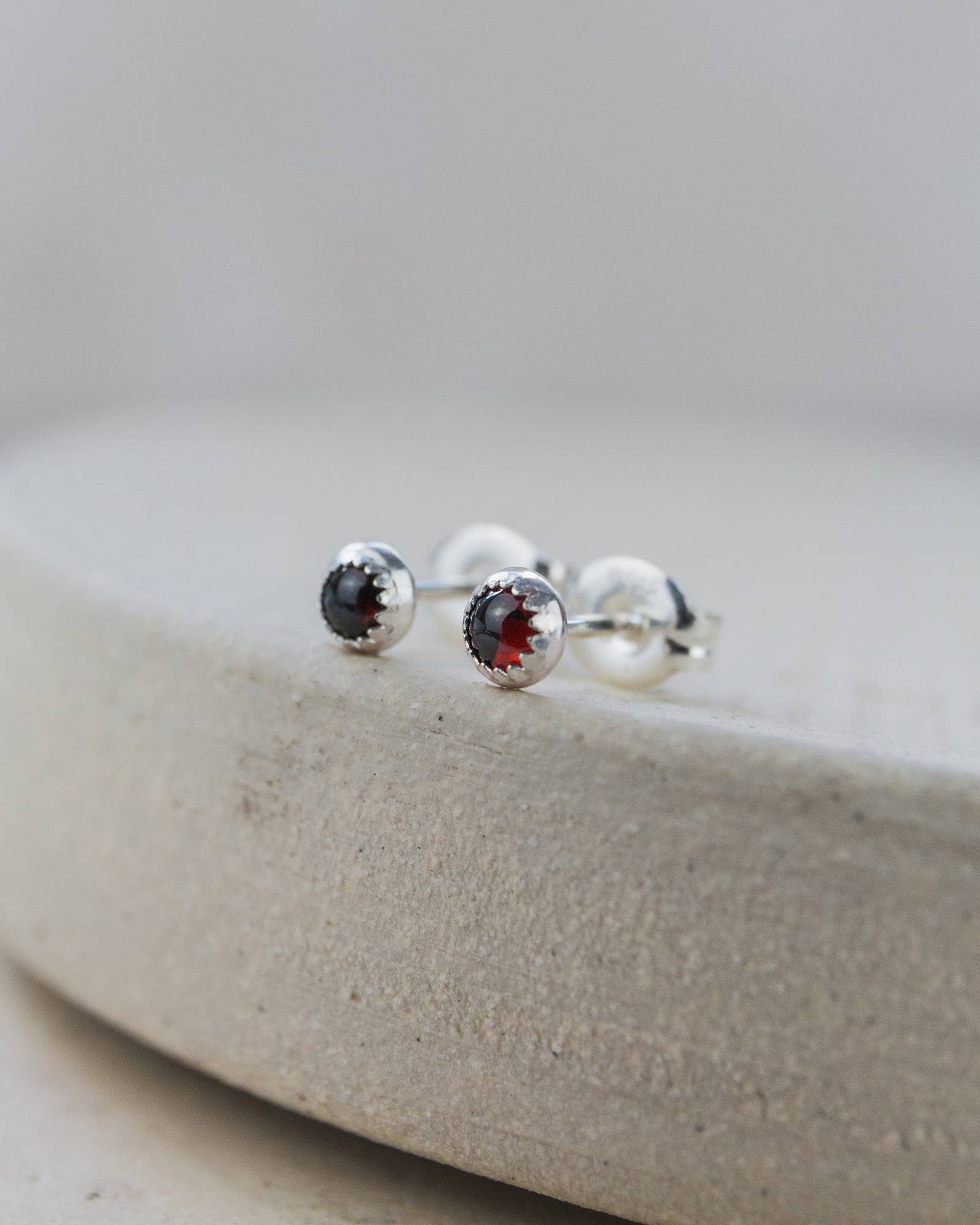 Sterling Silver Gemstone Mini Studs: Garnet