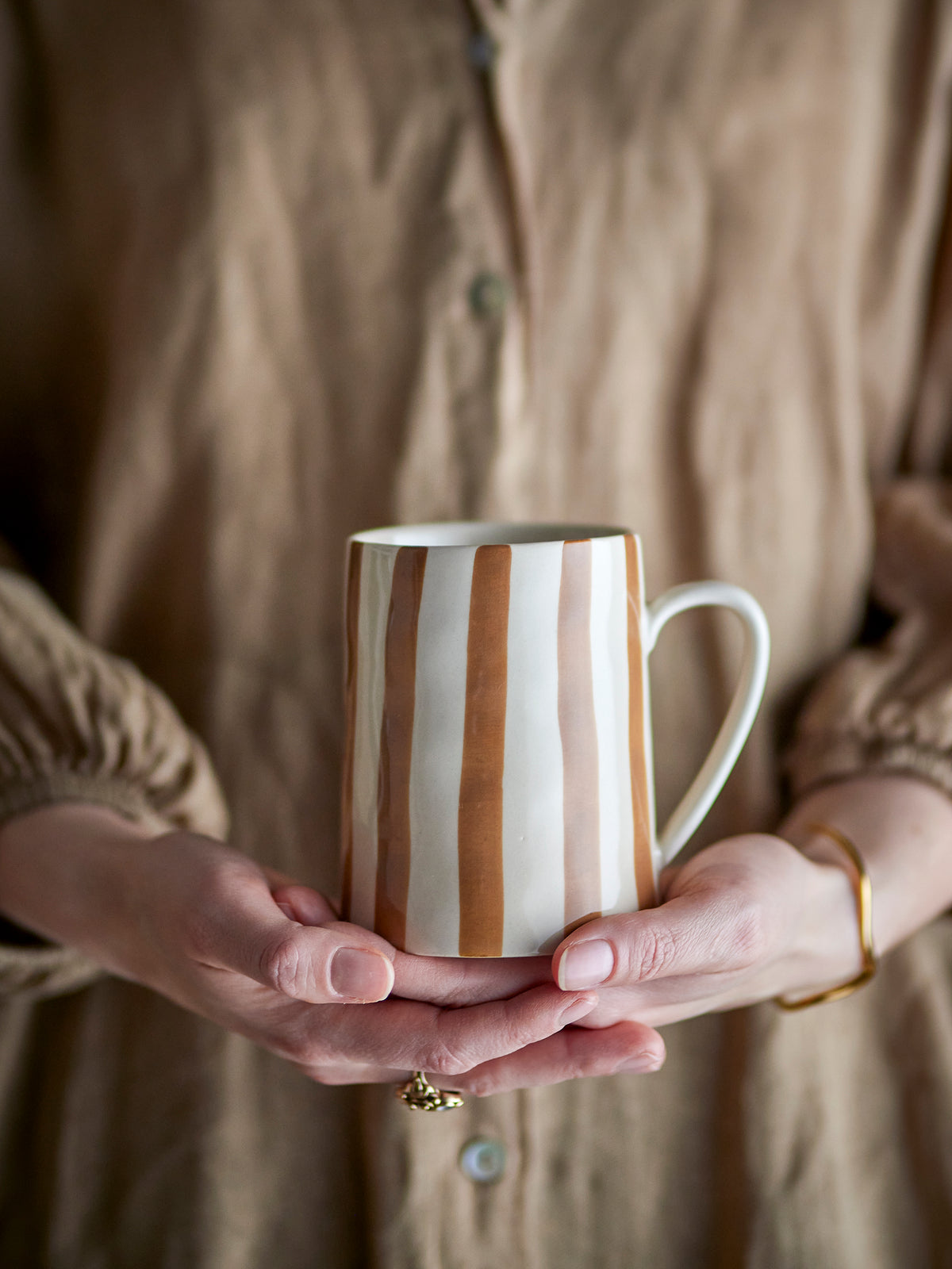 Begonia Mug - Brown Stripe