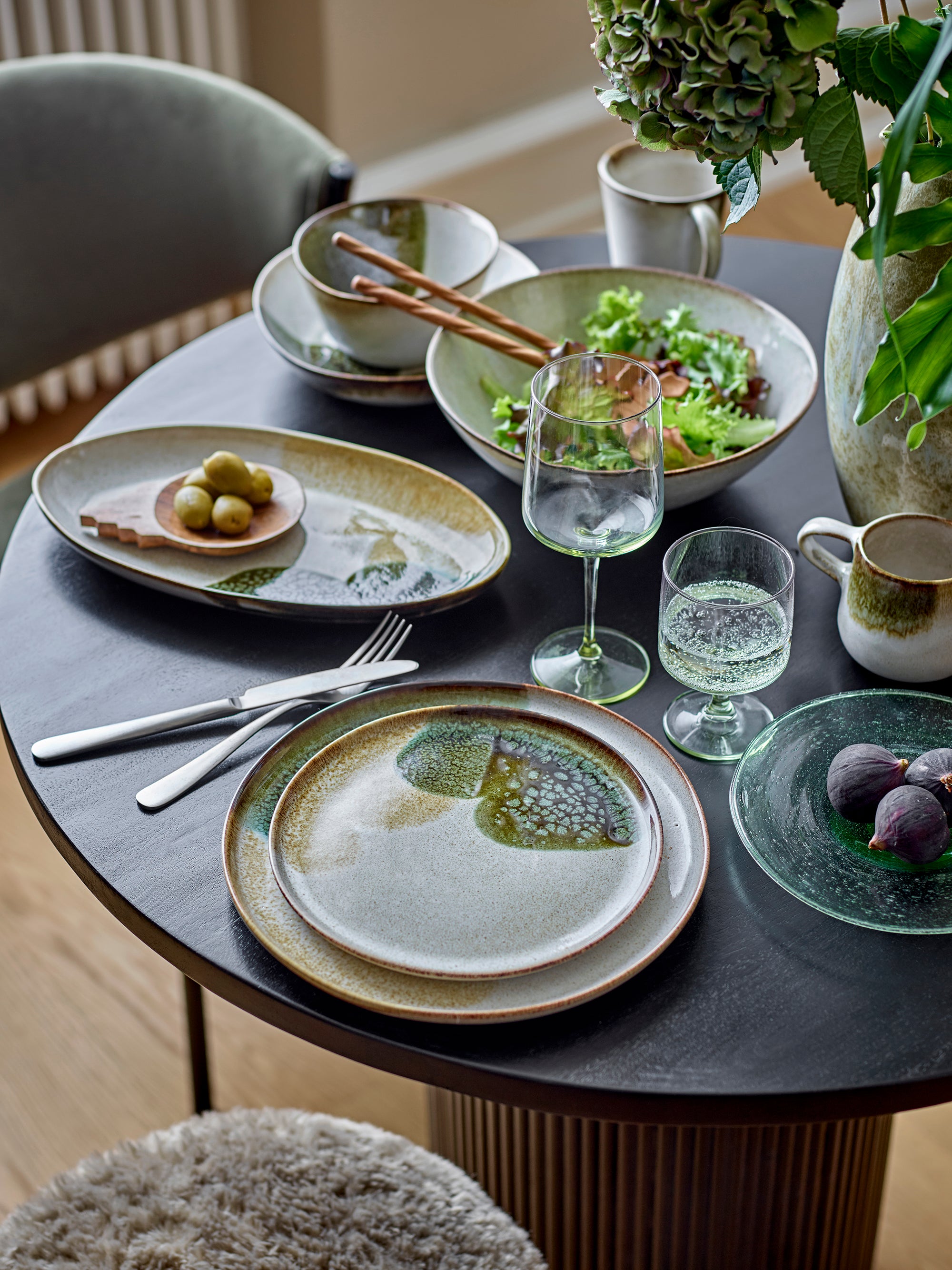 Luciana Wine Glass, Purple, Glass