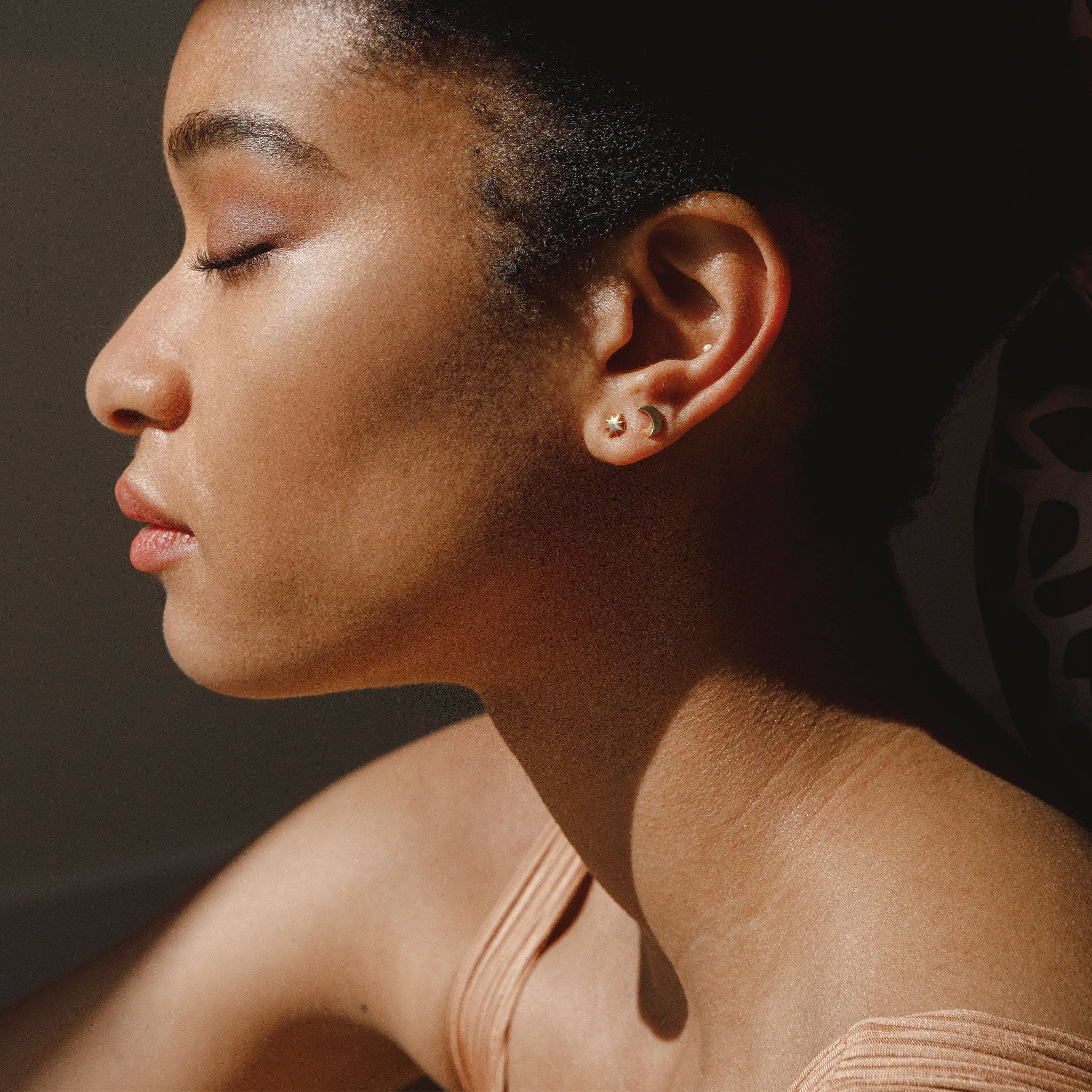 Rayo Stud Earrings