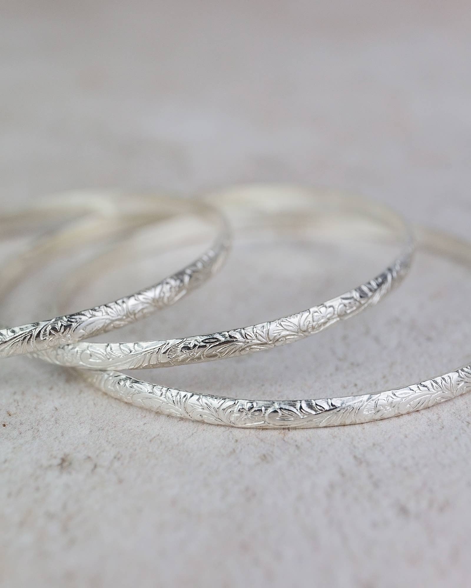 Sterling Silver Floral Bangle : 7cm