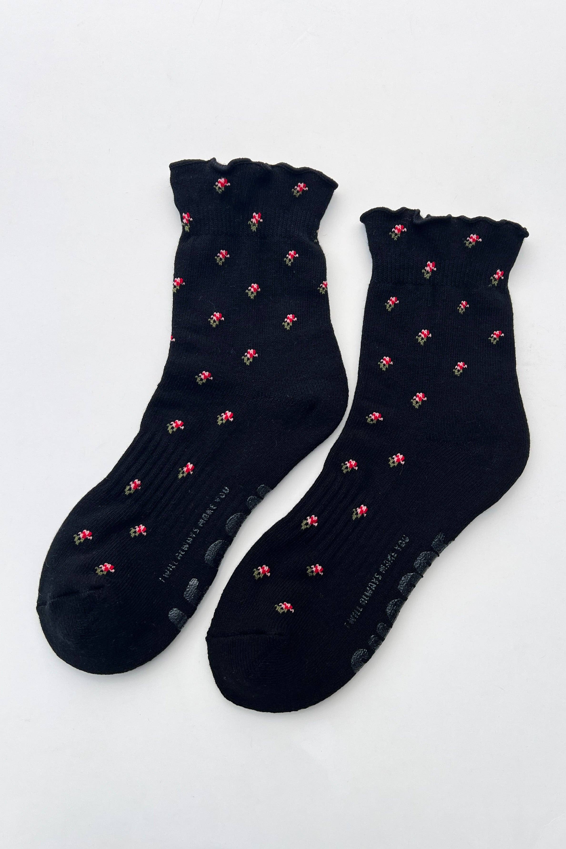 Petal Ruffled Hugger Crew Socks: Cream Petal