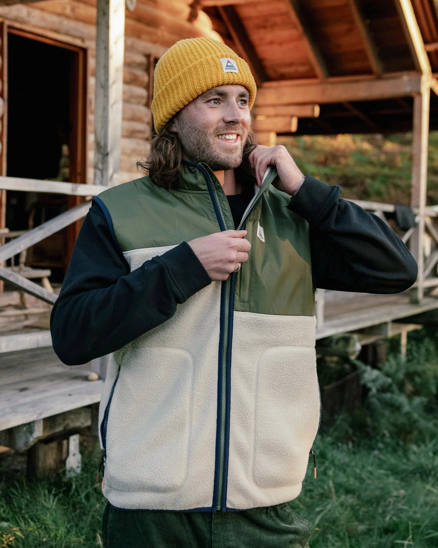 Offgrid Recycled Sherpa Fleece Vest Oatmeal/Khaki