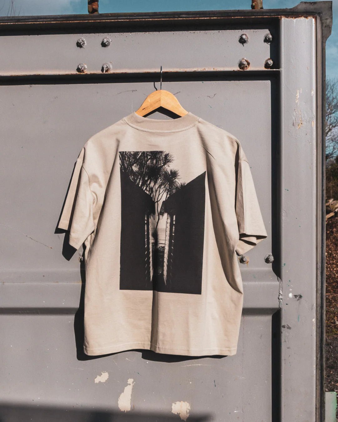 HALFTONE LANGLAND TEE