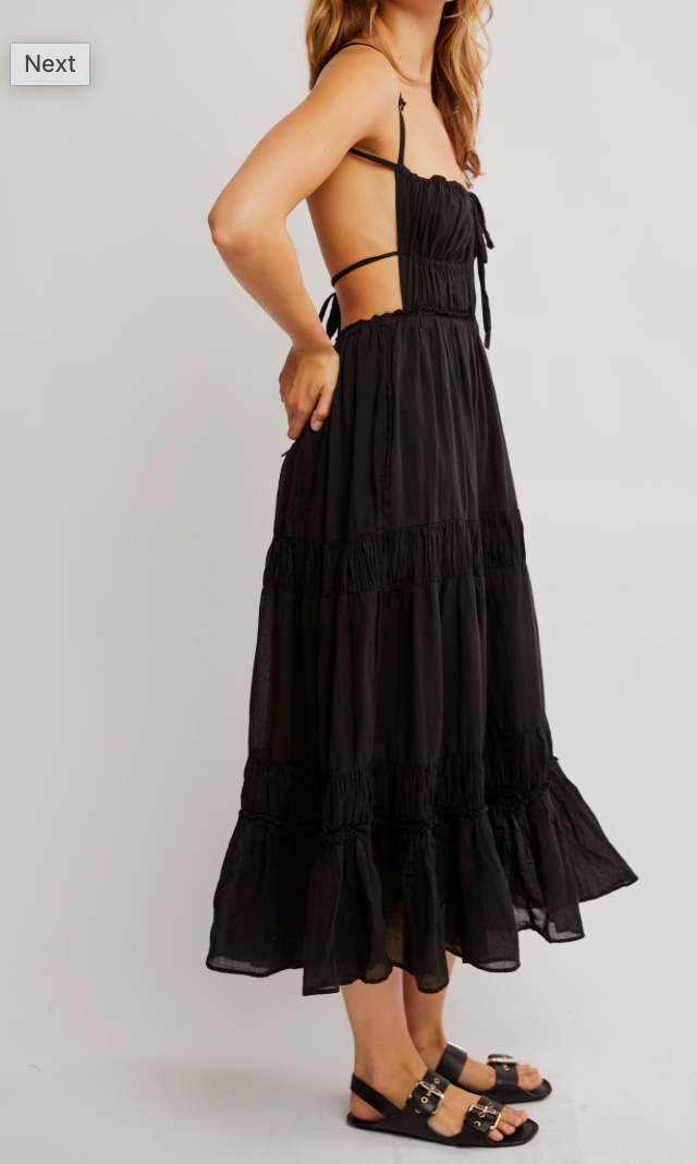 TAKING SIDES MAXI