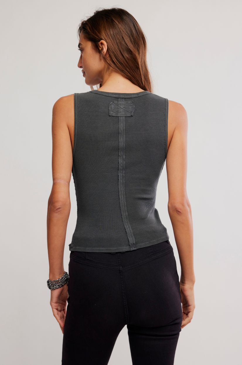 JAMIE HENLEY TANK - BLACK