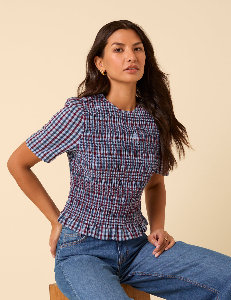 NAT SHIRRED TOP
