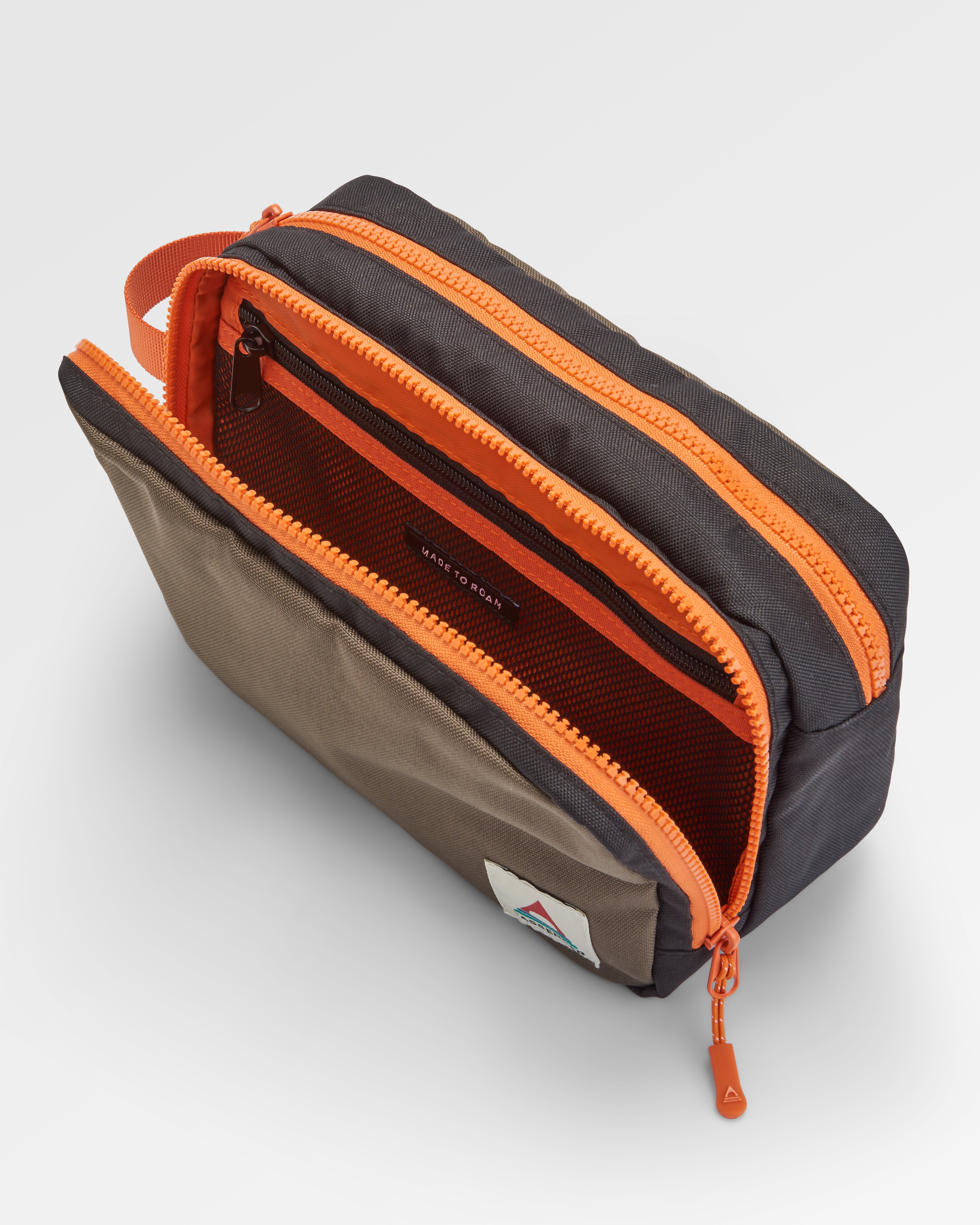 Travel Recycled Wash Kit