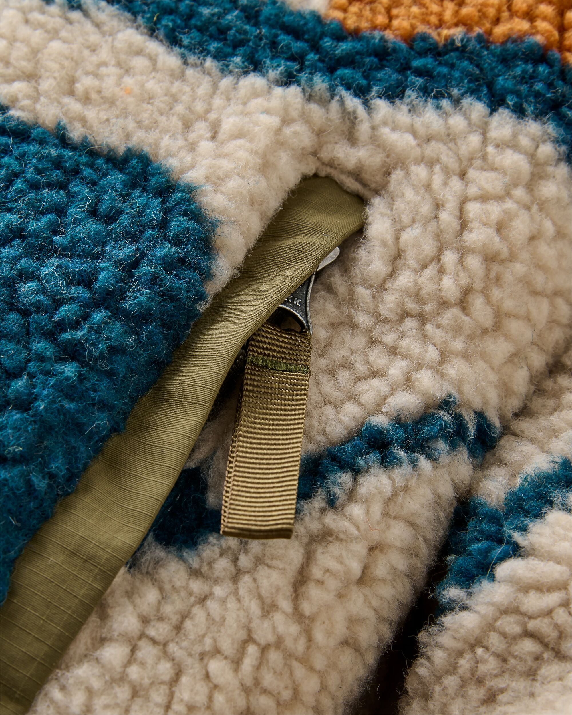 Valiant Deep Pile Fleece - Abstract Trails Pebble Grey