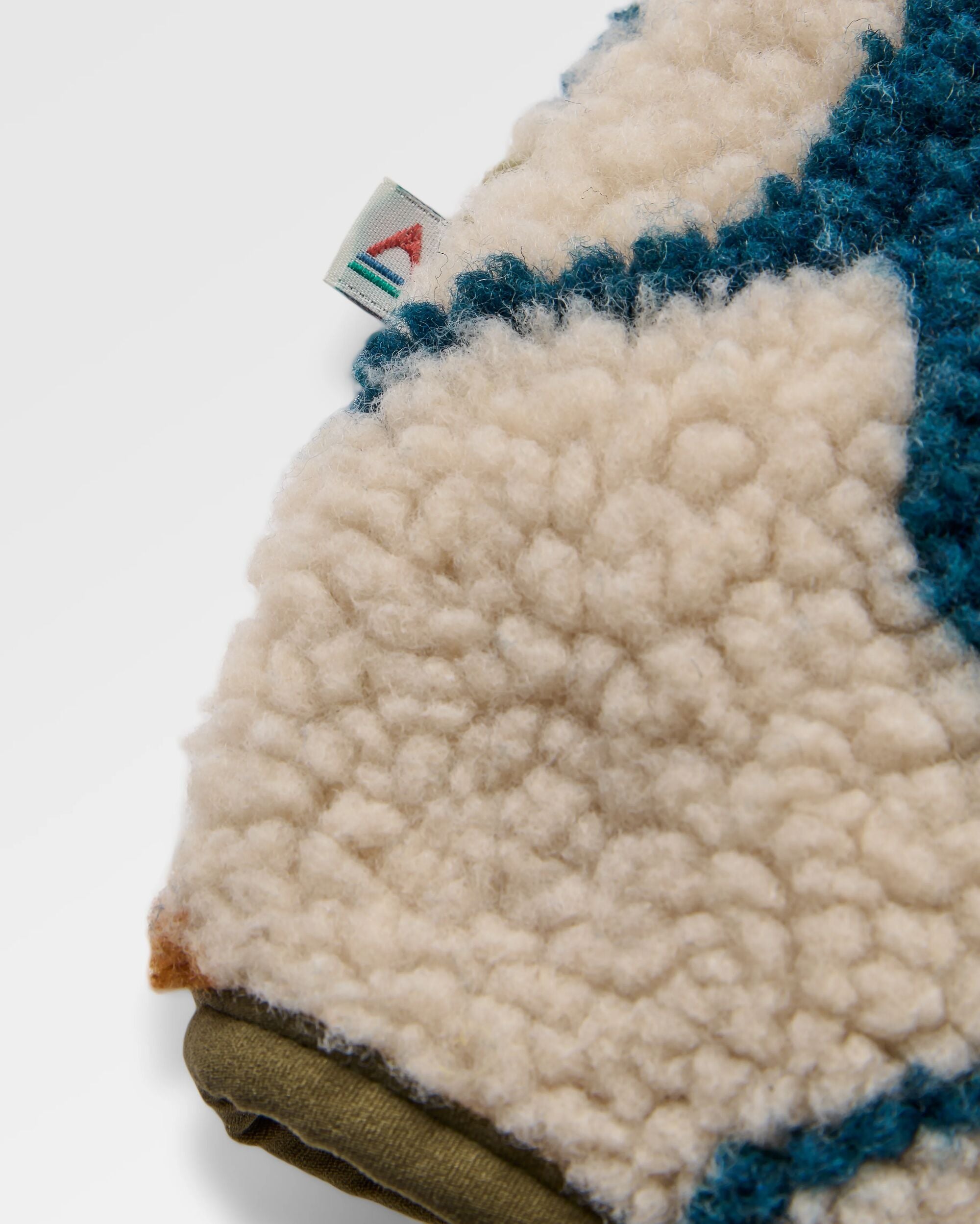 Valiant Deep Pile Fleece - Abstract Trails Pebble Grey