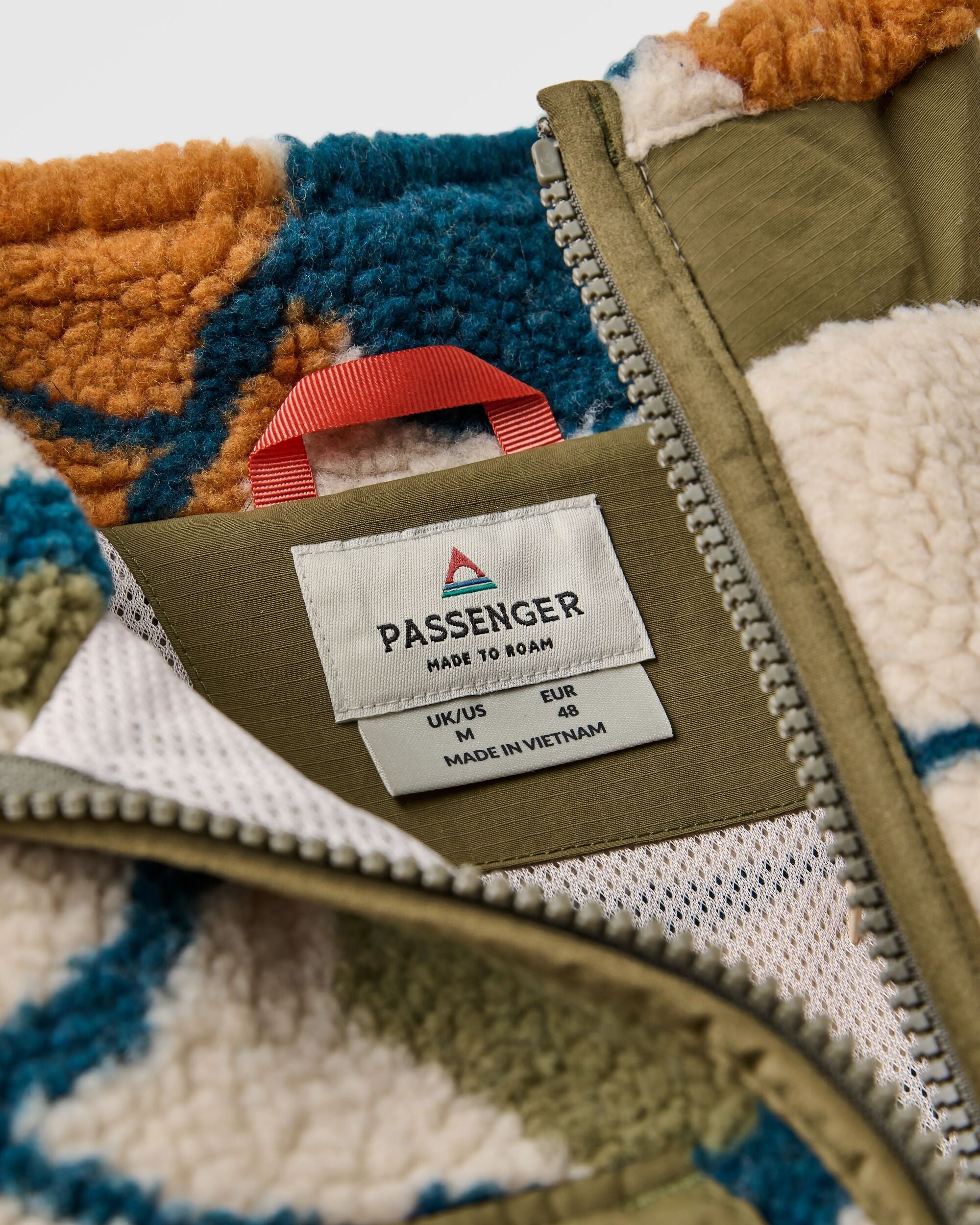 Valiant Deep Pile Fleece - Abstract Trails Pebble Grey