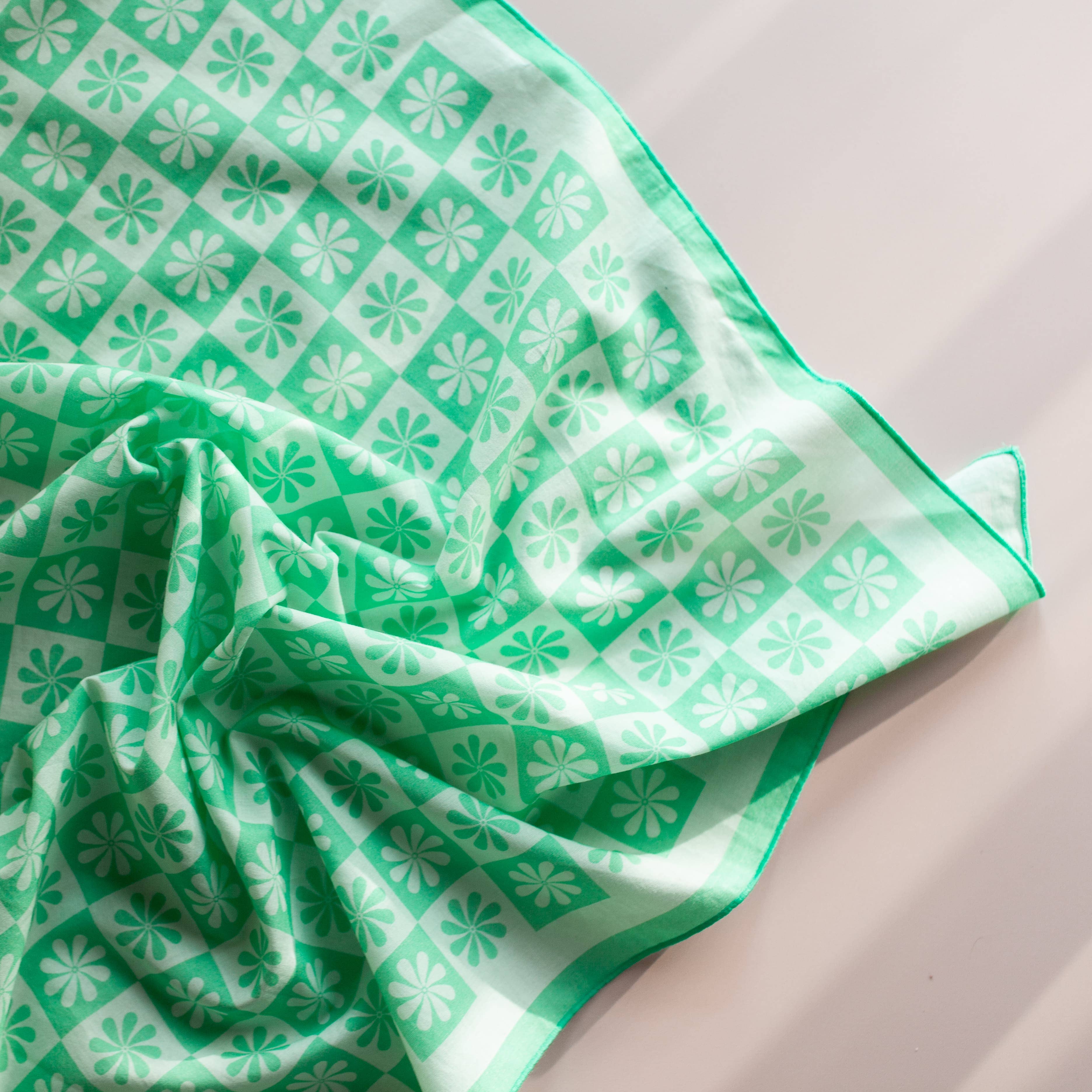 Daisy Check Bandana in Green