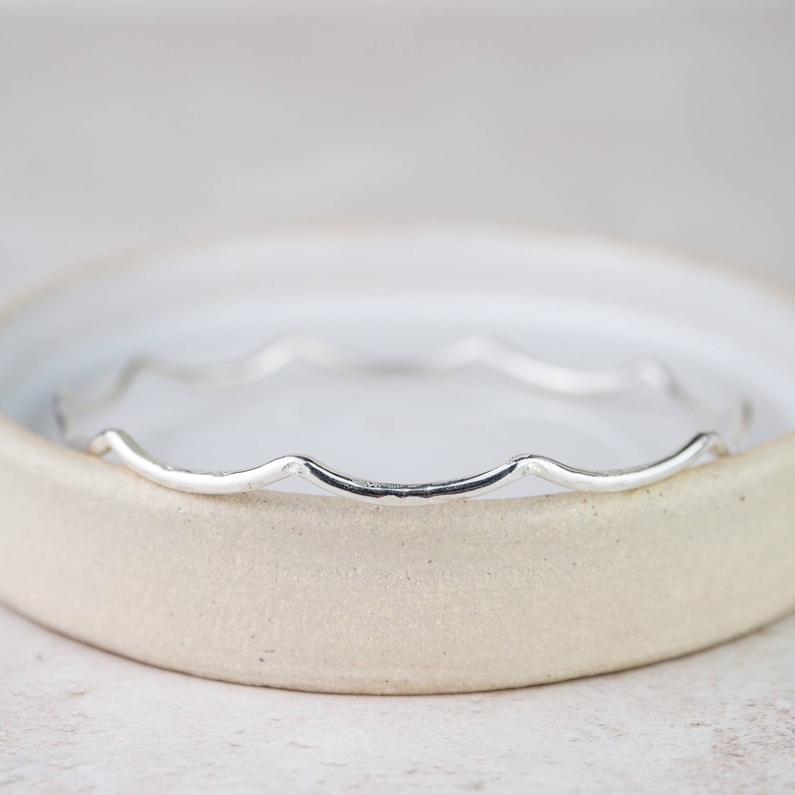 Sterling Silver Geo Wave Bangle: 6cm