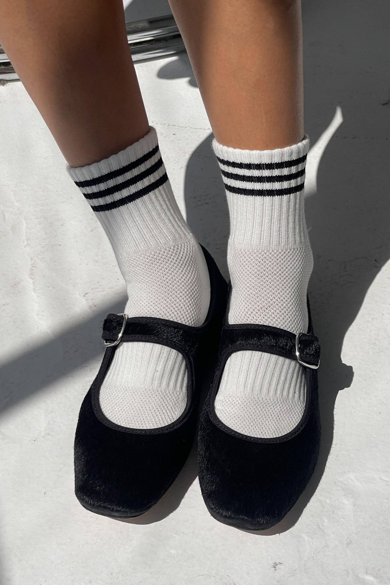 Girlfriend Socks: Scarlet
