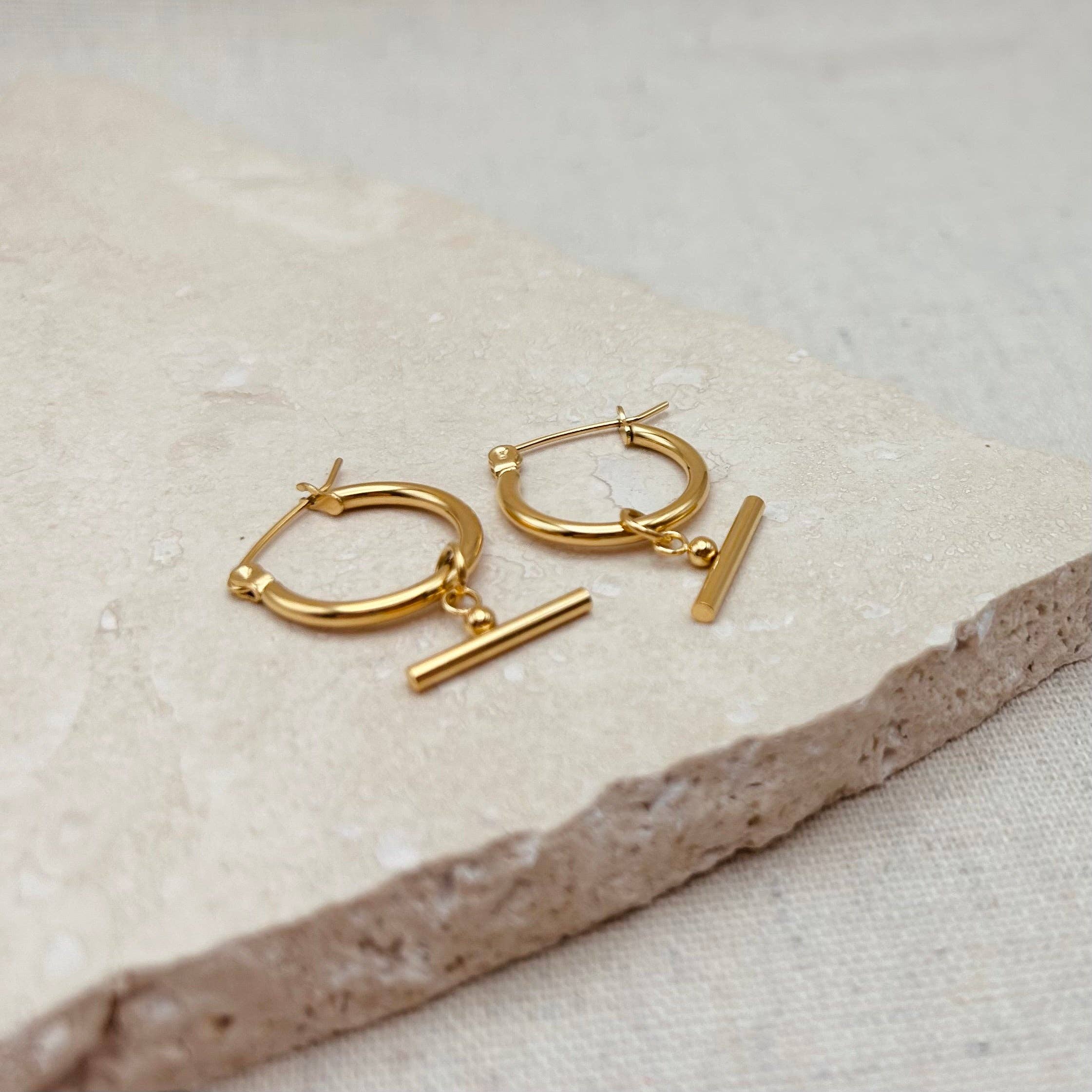 Everyday Lightweight Gold Bar Hoops