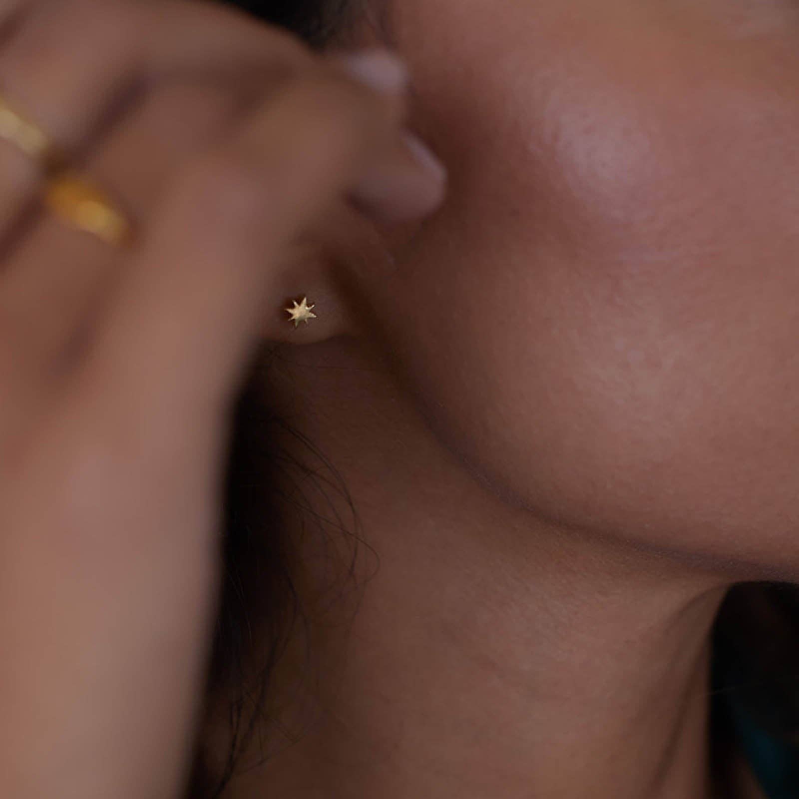 Rayo Stud Earrings