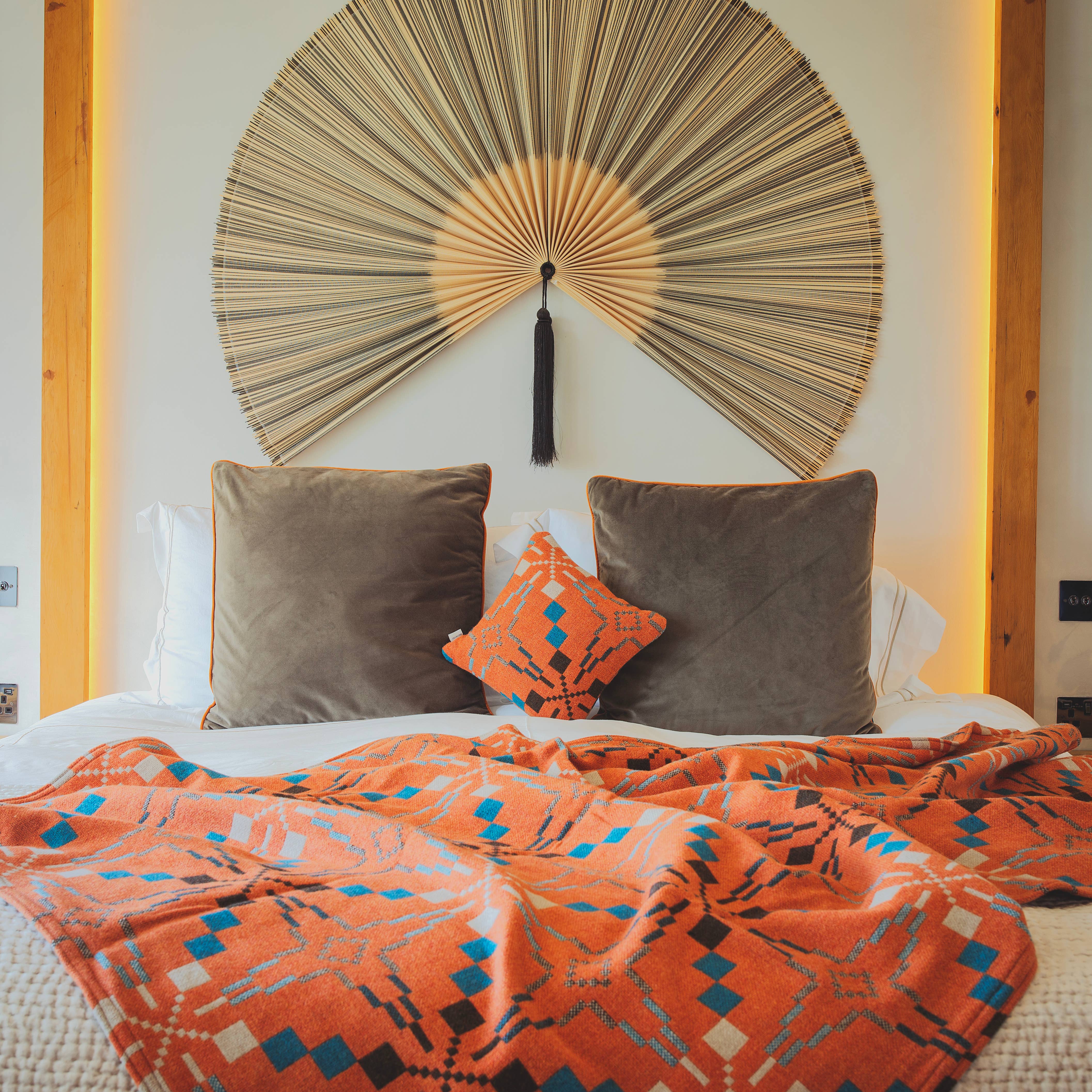 Vintage Star Throws and Blankets: Blossom / THROW