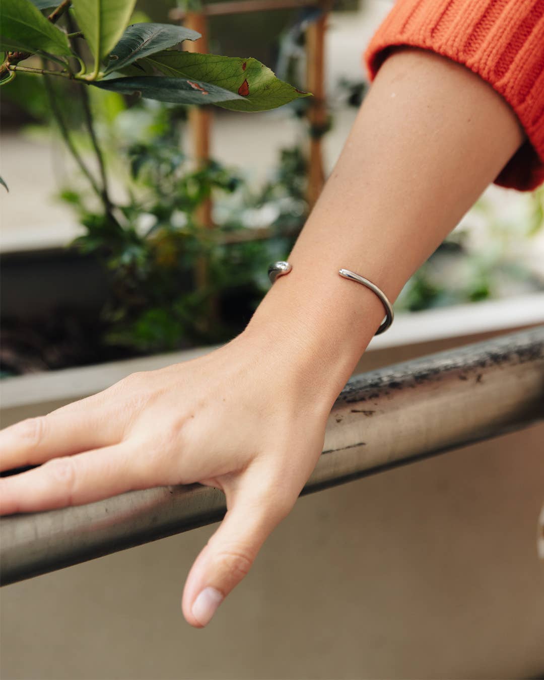 Silver Bold Fluid Bangle, Waterproof