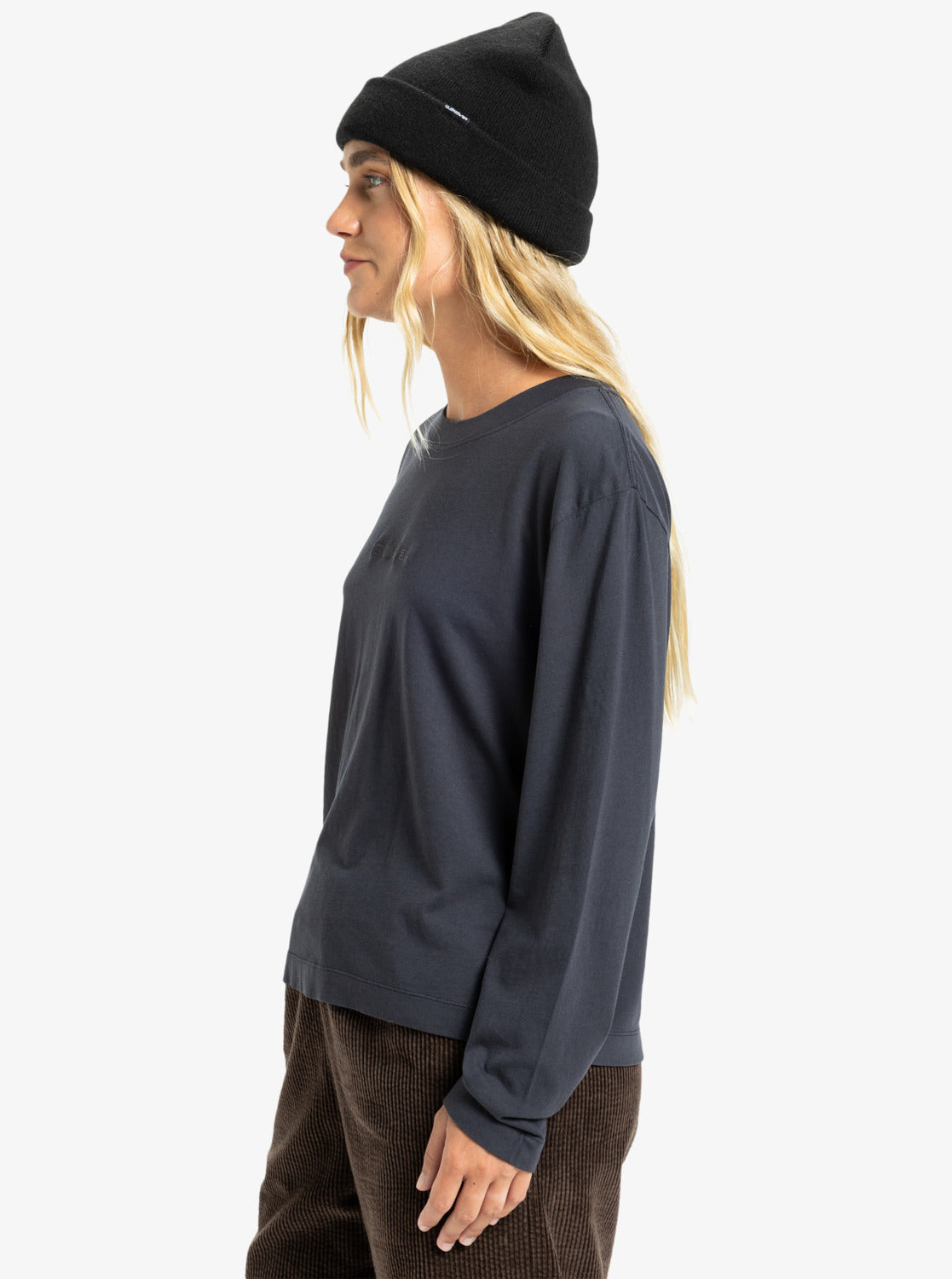 ESSENTIAL LS TEE - BLACK