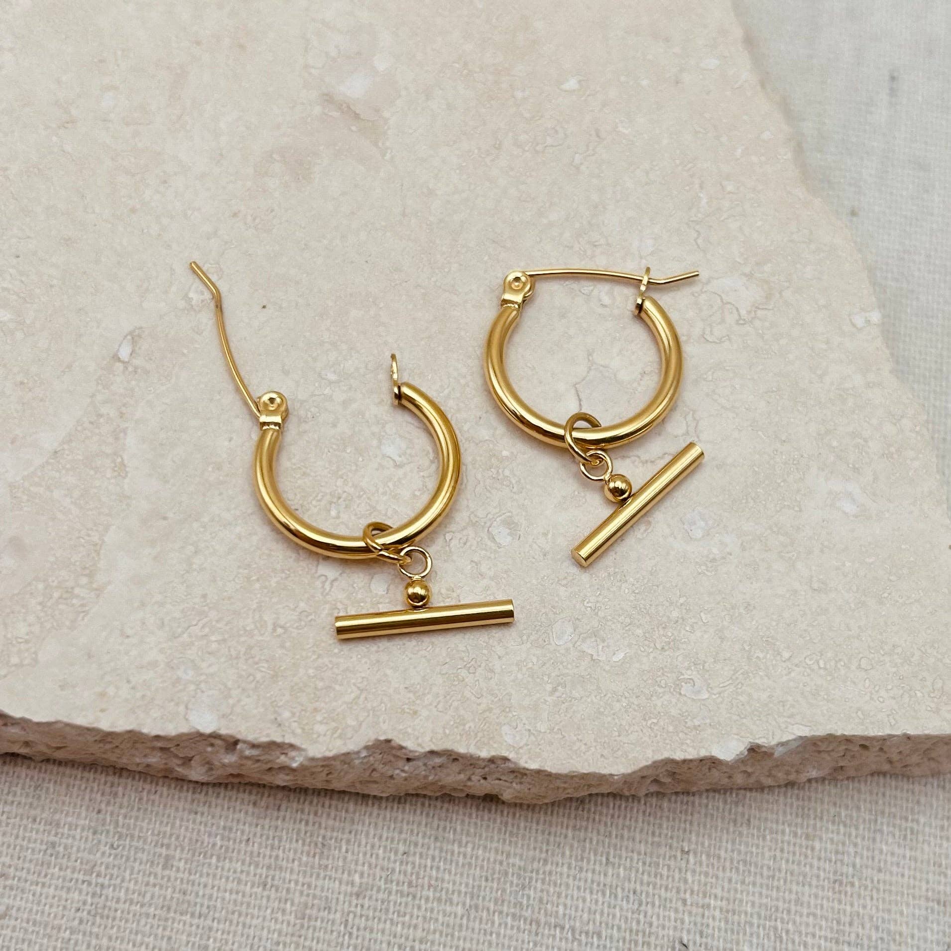 Everyday Lightweight Gold Bar Hoops